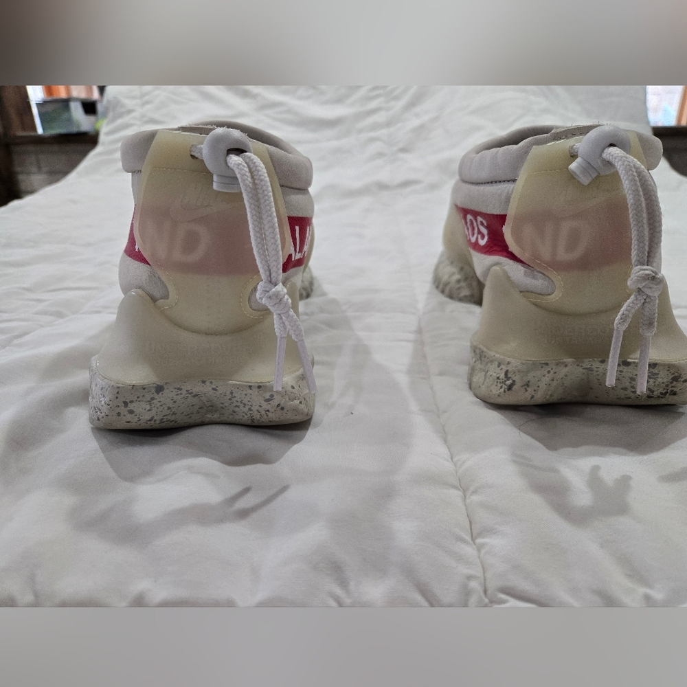 Nike Moc Flow SP Undercover Athletic Shoes - Picture 5 of 7